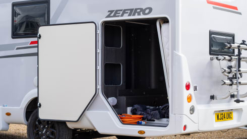 UWZ – Rollerteam Zefiro 675 | 6 Berth Motorhome | Festivals & Family Holidays