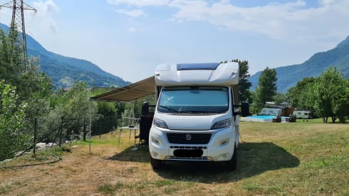 McLoui – 5 person McLouis from 2017