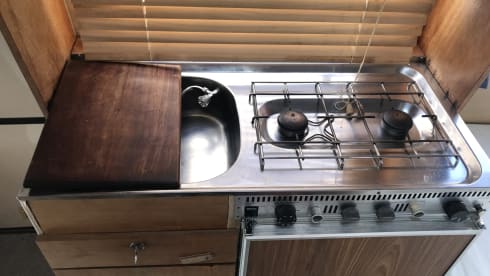 2p Mercedes-Benz bus from 1975