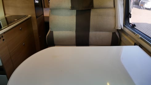 Chausson2, 2 sleeping places - 4 seats.