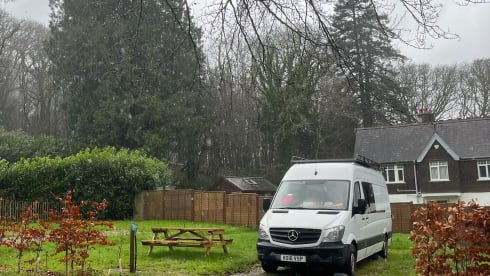 Bolt – 5 berth Mercedes-Benz Sprinter Van 2016