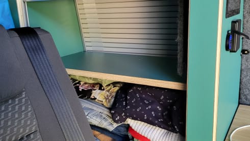 Bussie – 2p Volkswagen campervan uit 2014