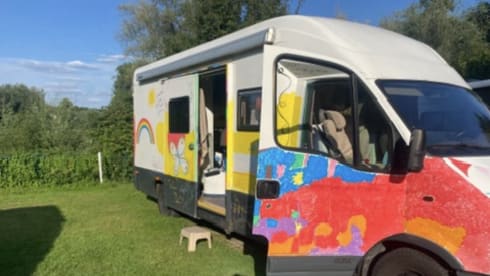 Your heart is the Light of this World – 4p Renault bus uit 2000