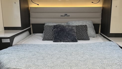 Loft On Wheels 5.0 – Recent automatic camper for 4 people