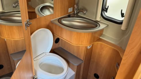 Camping-car Pössl 2Win Plus 2 + 1 à partir de 2023