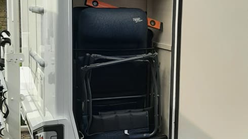 4p Chausson semi-integrated from 2020