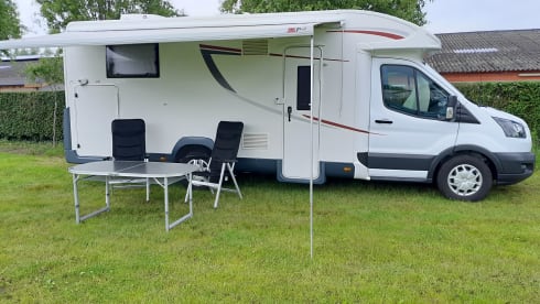 Roller team – 4p Ford semi-integrated uit 2018