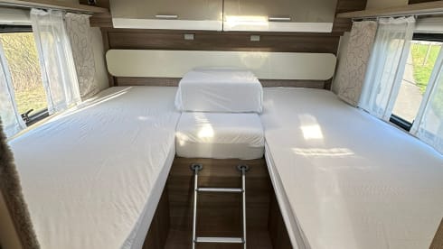 LMC Element T 758 G - Teilintegriertes Wohnmobil