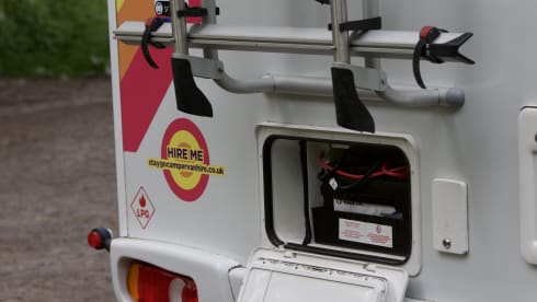 MINDY – 2022 Luxury 4 berth Elddis Magnum GT Motorhome