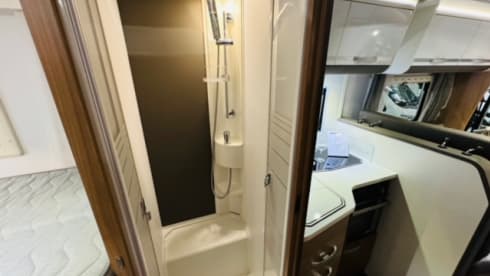 Adria Mobil  – 5p Adria Mobil semi-integrated from 2019