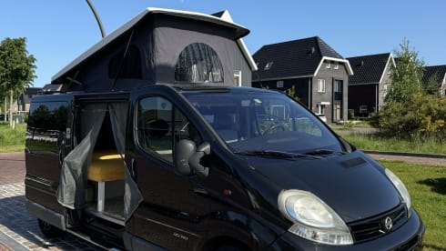 Nissan campervan 2p