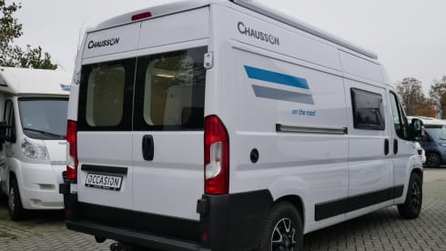 Chausson3, 2 sleeping- 4 seats.