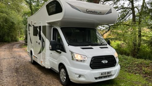 Herbie – Comfortable 4/5/6 berth Chausson Flash motorhome with all of the comforts