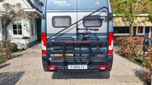 4p Knaus bus from 2021