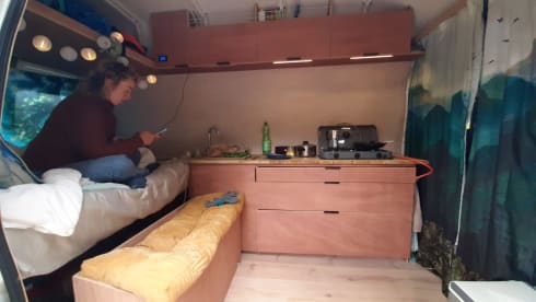 Hippiebus – Handmade really beautiful hippievan with solar panels