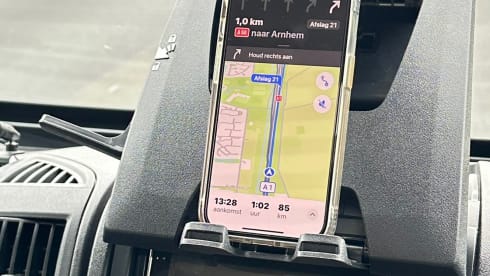 Volledig off-grid reizen met onze comfortabel uitgeruste 2p camper