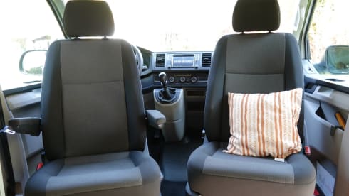Hopper L2 – 5 Person Volkswagen T6 "Hopper"