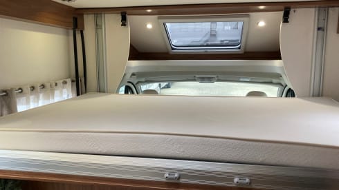 Beautiful Pilote 4-person camper