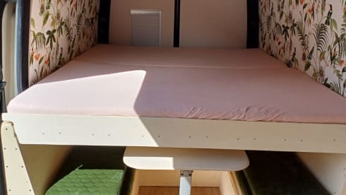 2p Volkswagen bus uit 2007