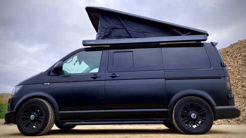Roux – Volkswagen Transporter T5.1 - 4 berth 