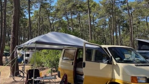 Camper Volkswagen per 2 persone del 2000