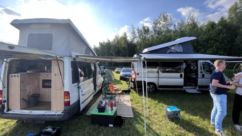 Ford Nugget Westfalia 4p handy layout