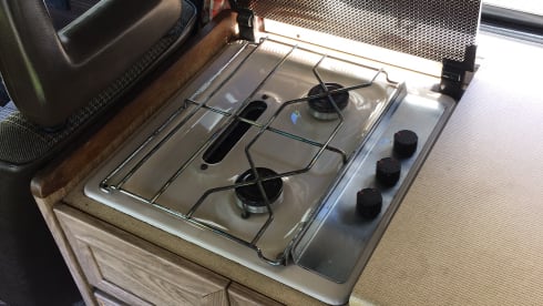 Blue – Volkswagen Wohnmobil mit 4 Schlafplätzen aus dem Jahr 1986