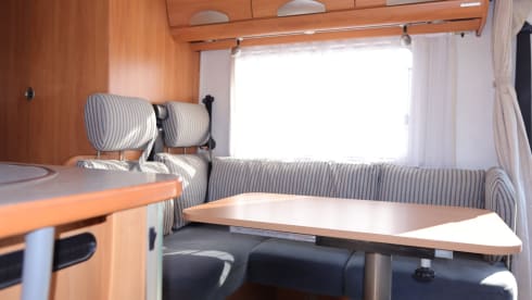 4p Hymer integrated from 2004