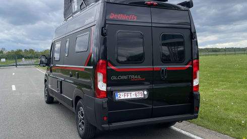 ADRIA Twin 640SLB Supreme AUTOMATIC