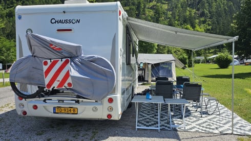 Ford Chausson EB 718