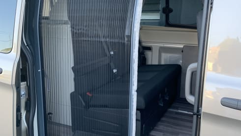 SAM – Neuer 5-Sitzer Van mit integrierter Toilette