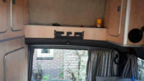 The Mighty Nugget  – 2004 Ford Nugget Camper