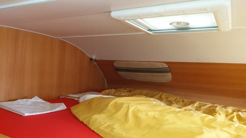  Chausson Flash 03 – Comfortable family camper with bunk beds