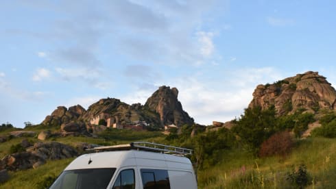 2p Mercedes Sprinter cozy campervan 