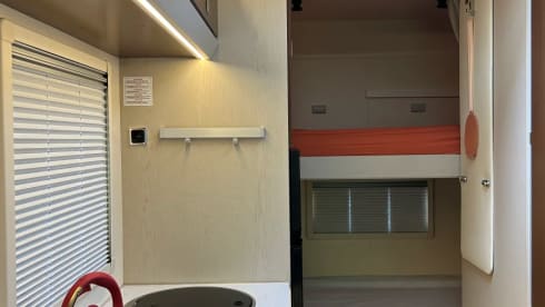 Grote Camper 7 personen alkoof