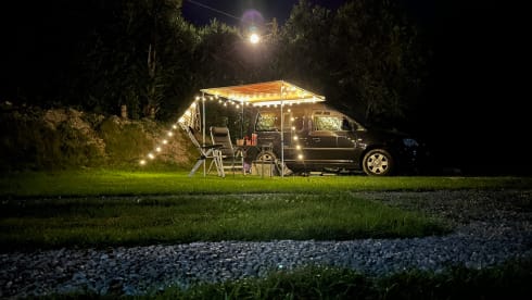 Kallie 2 – 2p Minicamper compact and complete with awning