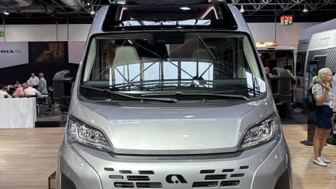 Adria Twin 640 SGX E AUTOMATIC