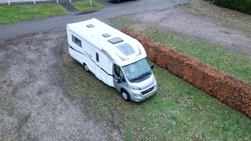 Nova – Nova - Luxury Camper - Spacious inside, compact outside!