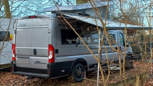 Vanny – Pössl Summit 640 2022