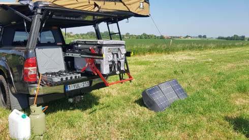 Lizette – Toyota Hilux Overlander