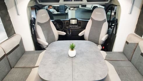Chausson Titanium – CHAUSSON 777GA PREMIUM TITANIUM 2023 AUTOMATIC FULLY UTGEREST