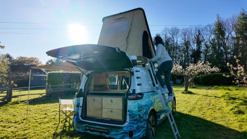 FLO – "FLO" the Climate Camper - A Fully Electric VW ID Buzz Campervan