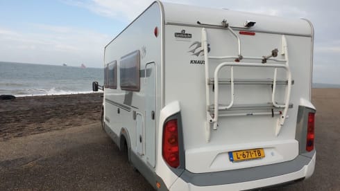 De panter – 3p Knaus Half-Integraal uit 2010