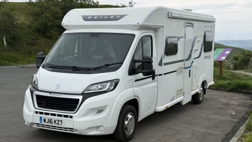 Alexander – 6 berth Bailey semi-integrated from 2016