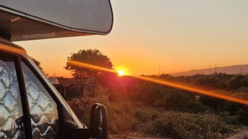 Camper Lua – 5p Ford alcove uit 1999