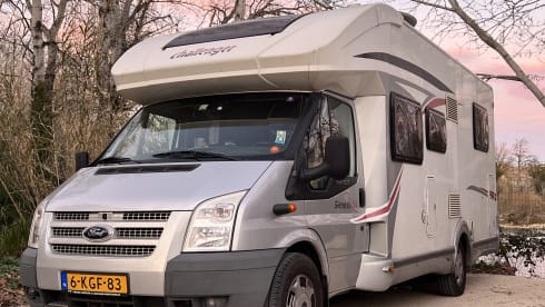 Semi-Integrated Camper for 4 people.