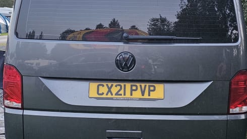Indy  – VW Transporter Campervan 2021 - 4 Berth