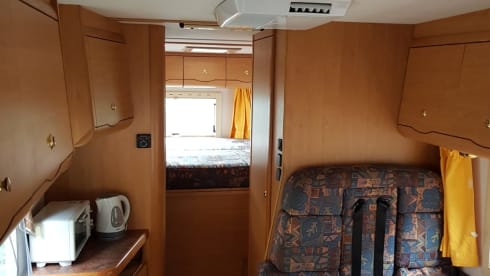 Fendt 660 dbh – 6 person camper with XXL Garage, spacious and fully equipped