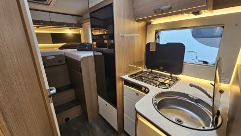 Carado T448 (1) – Ultimate Freedom! Very luxurious camper with length beds and fully equipped