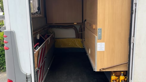 Schönes Familien-Wohnmobil - 6p Dethleffs Alcove aus dem Jahr 2008